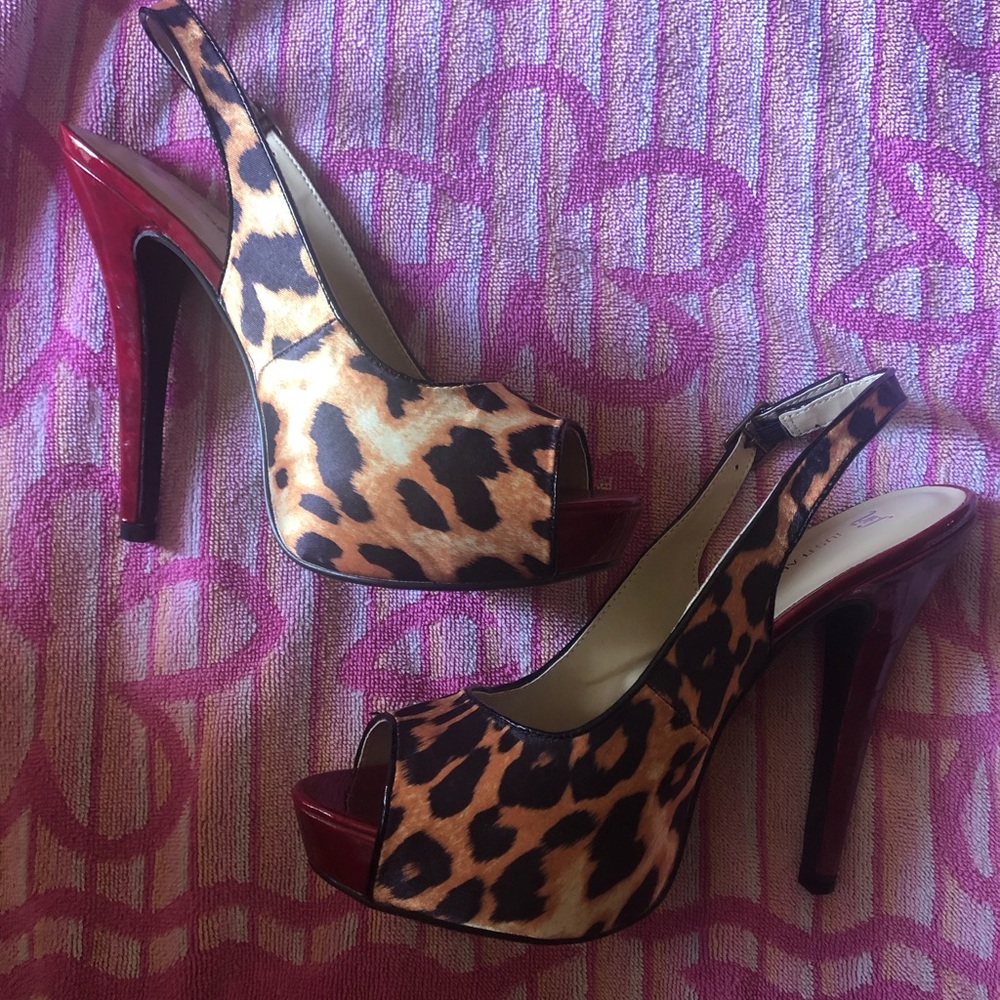 Platform shoes